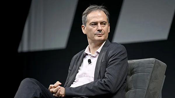 Христо Грозев ще помага на кабинета да се бори с дезинформацията около изборите