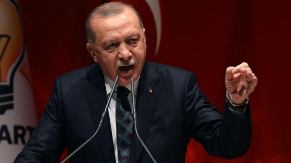 Ердоган: Макрон е проблем за Франция. Надявам се да се оттърват от него