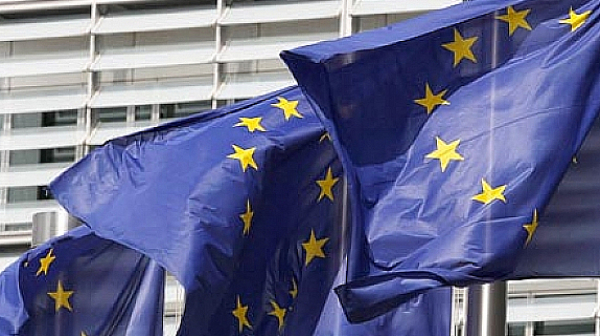 Европейският съюз ще даде на Киев още оръжие