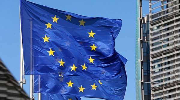 ЕС планира 1,5 млрд. евро помощ месечно за Украйна през 2023 г.
