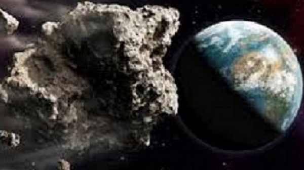 Голям астероид лети към Земята