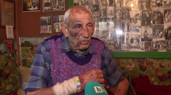 Жена преби с лопата и дърво 86-годишен дядо заради 200 лева