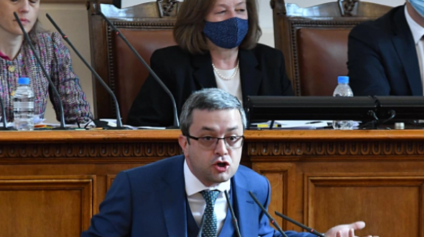 Тома Биков отказа да е част от Комисията за протестите