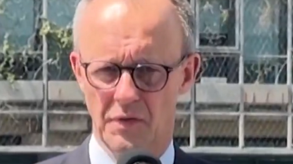 Мерц: Европа трябва да се еманципира от САЩ и не се принизява