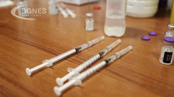 ЕМА одобри адаптираната ваксина срещу COVID-19, от която България ще получи 1,3 млн. дози