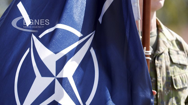 НАТО: България ще похарчи 2,18 на сто от своя БВП за отбрана