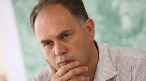 Георги Кадиев: Здравният министър и водач на 2 листи още ли не е уволнен?