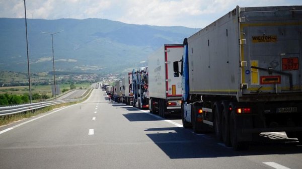 Десети ден блокади в Гърция: Какви са загубите и рисковете за българския бизнес?