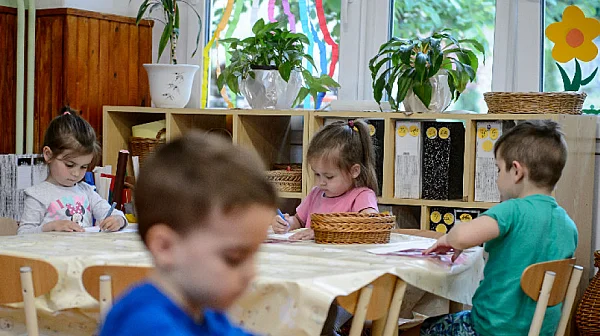 До крайното решение на ВАС: Приемът в детски градини в София остава по старите правила