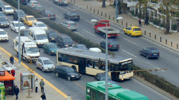 ГЕРБ извозва хора с автобуси от страната за събитие в Пловдив