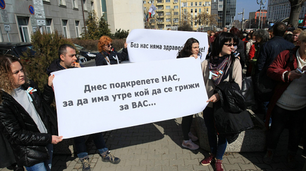 Подкрепям протестите на медиците, но нека оставят „Пирогов“ да работи спокойно