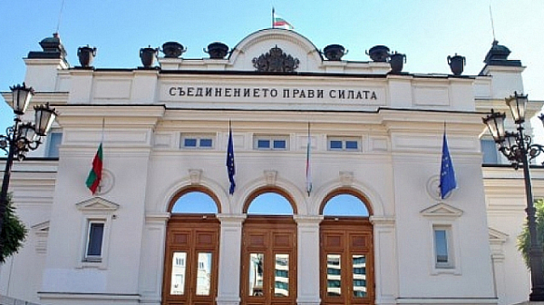 Депутатите създадоха временна комисия за ”Росенец”