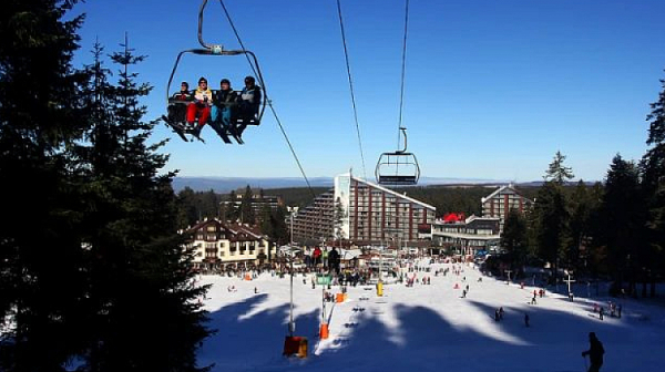 Старт на зимния сезон в Боровец, курортът празнува 130 години