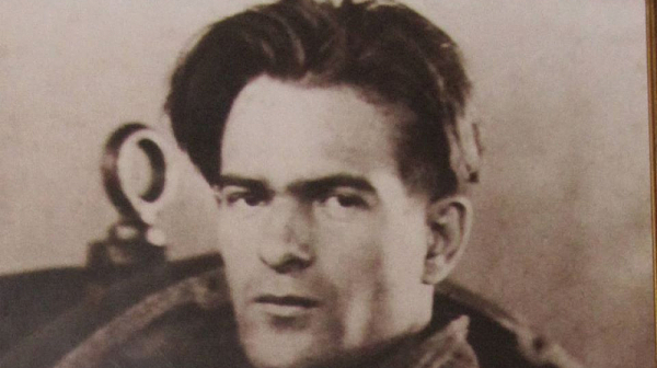 Неизвестни стихотворения на Вапцаров оцелели в някогашната дирекция на полицията