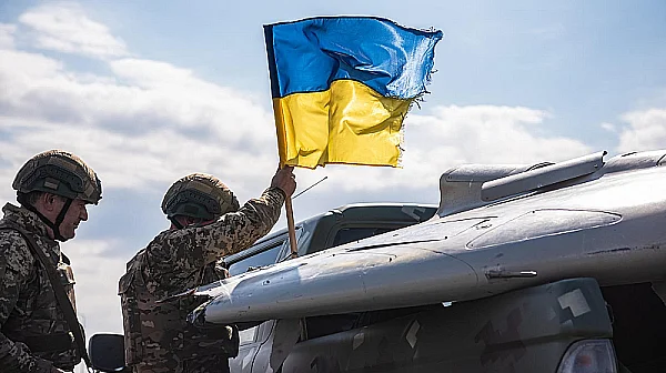 Украйна вече не иска само помощ. Тя предлага решения