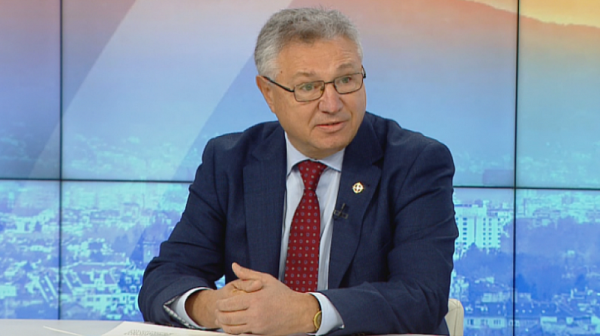 Шаламанов: Надявам се Радев да се срещне със Зеленски и да му каже ”С вас сме, господин президент. Украйна ще победи”