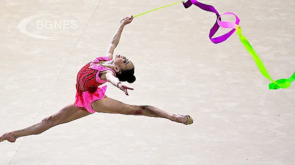 Стилияна Николова на крачка от медалите след първия ден в Баку