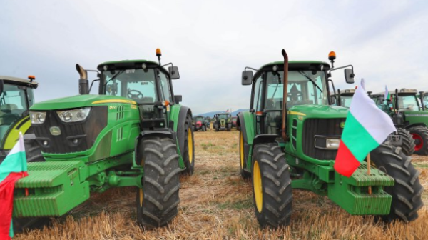 Зърнопроизводителите - на протест, ако Асен Василев не намери 500 млн. лева
