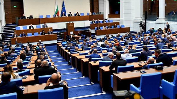 Започна първото заседание на народните представители за 2024 г. /на живо/