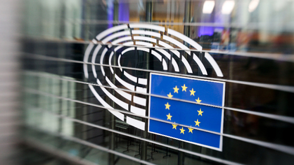 Комисия в ЕП прие втори доклад по процедурата за чл. 7 срещу Унгария
