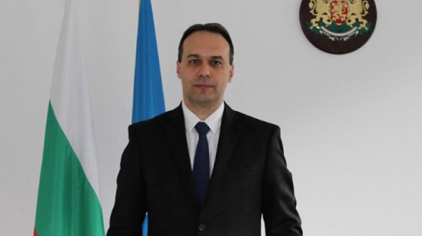 ”Продължаваме Промяната” се отказва в 12 без 5 от Тагарев като военен министър, сменя го Драгомир Заков