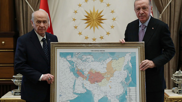 Вижте карта на Тюркския свят показана от Ердоган - с цяла България и половин Русия вътре