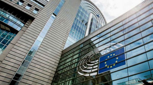 Еврокомисията: 80 на сто от българите смятат, че в страната има корупция