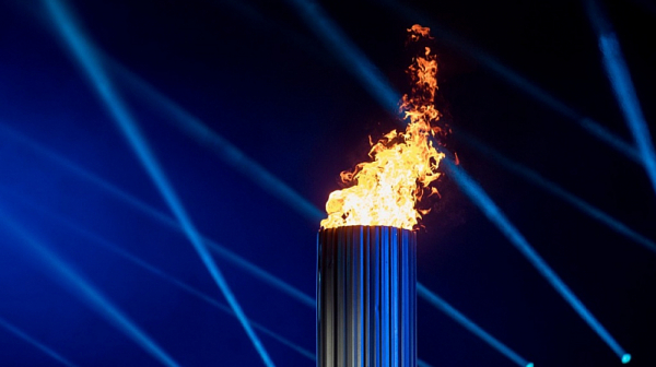 Олимпийският огън за Игрите през 2022 г. пристигна в Пекин