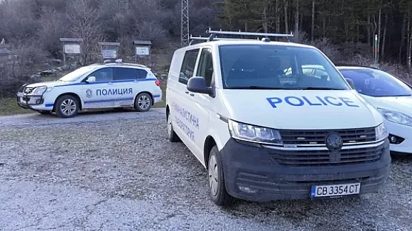 Разследващите: Изстрели в главата са убили младежите край Околчица, няма следи от борба