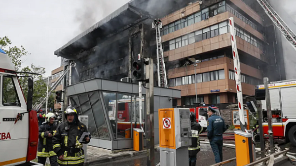 Вълна от опити за палежи на банки, молове и институции в Москва и Санкт Петербург