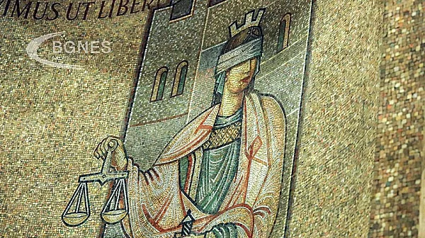 Прокуратурата започва разследване за камерите в гинекологичния кабинет в София