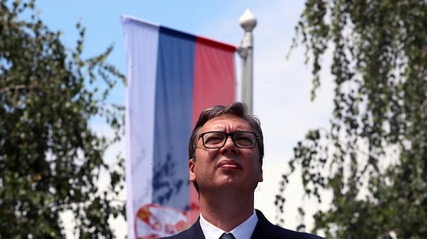 Вучич: Искаме близки отношения с НАТО, но Сърбия ще има военно неутрална политика
