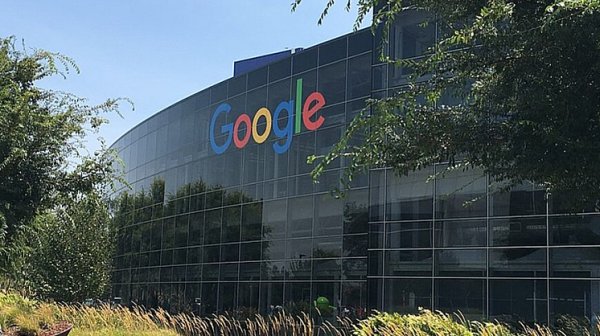 Монопол в ерата на AI? Брюксел проучва практиките на Google