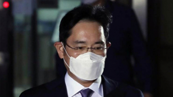 Южнокорейската прокуратура поиска 9 г. затвор за шефа на Samsung