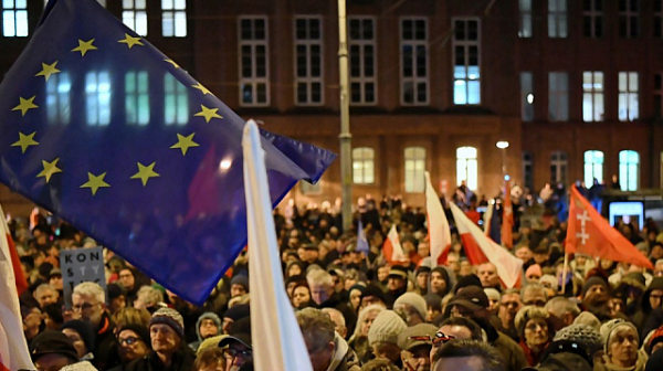 Лозан Панов и български съдии подкрепиха протест на колеги в Полша