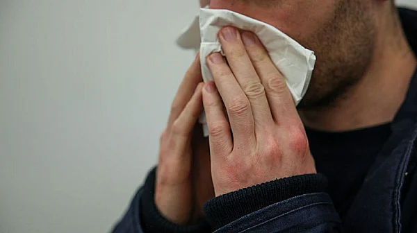 Грипна епидемия в Пловдив: Училищата затварят, децата минават онлайн