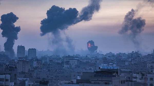 Нови атаки: Израел удари Газа след серия пожари заради балони със запалителна течност