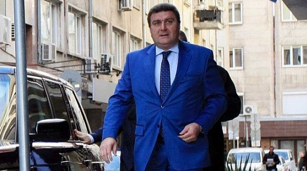 Прокурорът по делото за боклука разпитала Вальо Златев