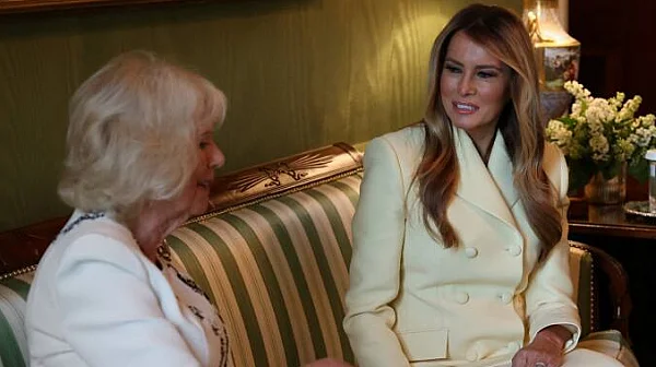 Подаръците в Белия дом – камбана на подводница, копие на писмо от 1785 г., буркан мед