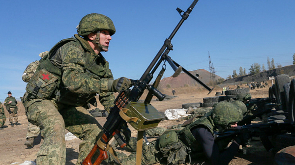 Тежки боеве се водят в Донбас, Москва праща подкрепление на руските войски