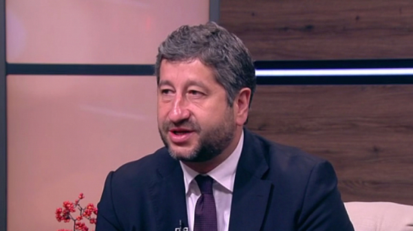 Христо Иванов: Подигравка - ВСС е доминиран от главния прокурор, а той ще избере кой да го разследва