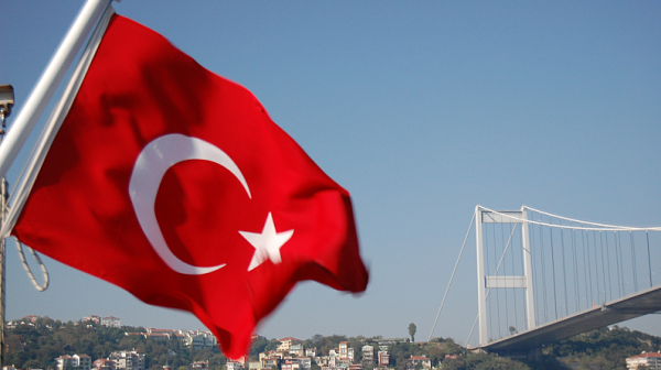 Нови земетресения разтърсиха Югоизточна Турция