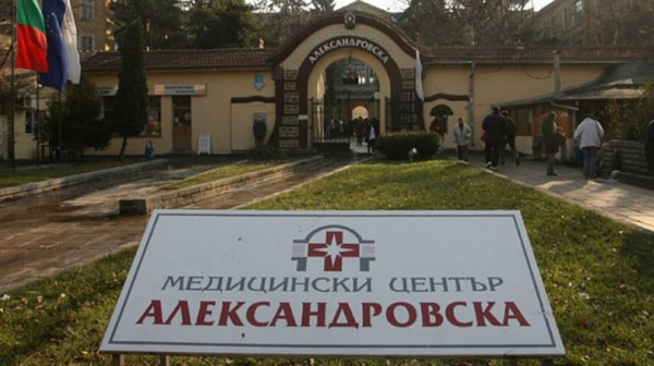 Реанимацията на Александровска вече е запълнена с ковид-пациенти
