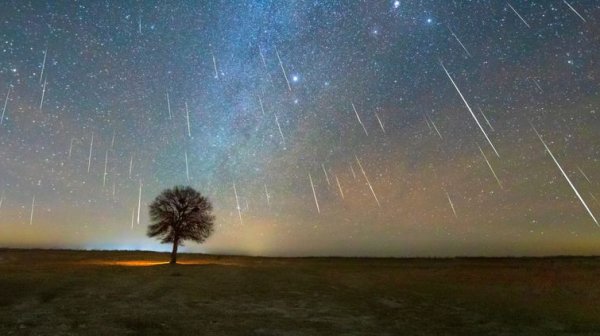 Пикът на метеорния поток Урсиди може да се наблюдава от България днес