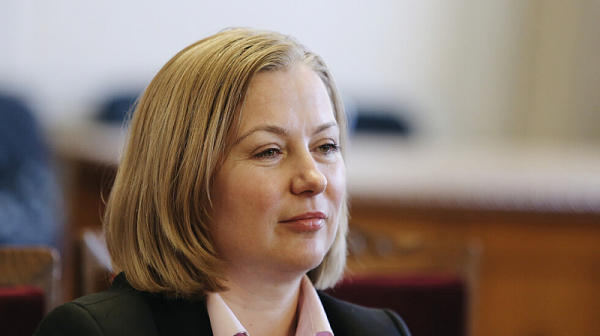 Надежда Йорданова: Днес отговорността на партиите стана по-голяма