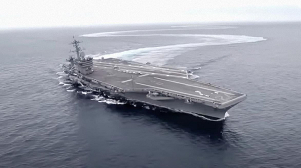 САЩ пенсионира самолетоносача USS Nimitz : Какво ще се случи с легендата?