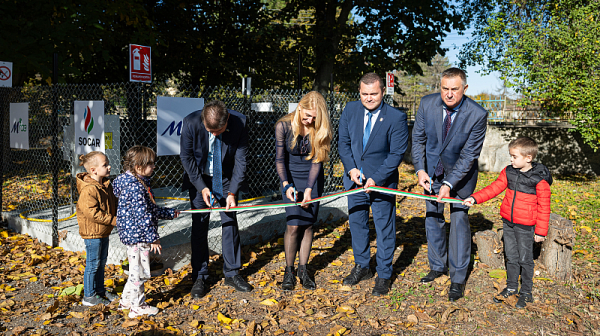 Община Русе, М-Газ и SOCAR откриха в с. Червена вода втори обект от проекта за хибридна газификация