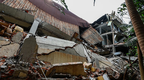 Броят на загиналите при земетресението в Тайван нарасна до 13
