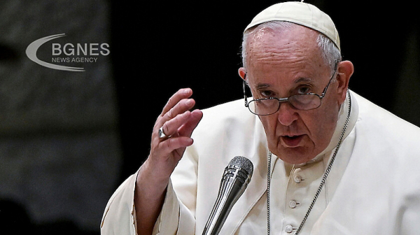 Папа Франциск заклейми войните на традиционната литургия за Бъдни вечер