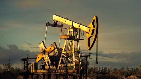 Фосилното задкулисие: Как петролът си купи място на масата на климата